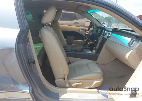 2006 Ford Mustang V6 from USA, damaged, VIN 1ZVFT80N165123794